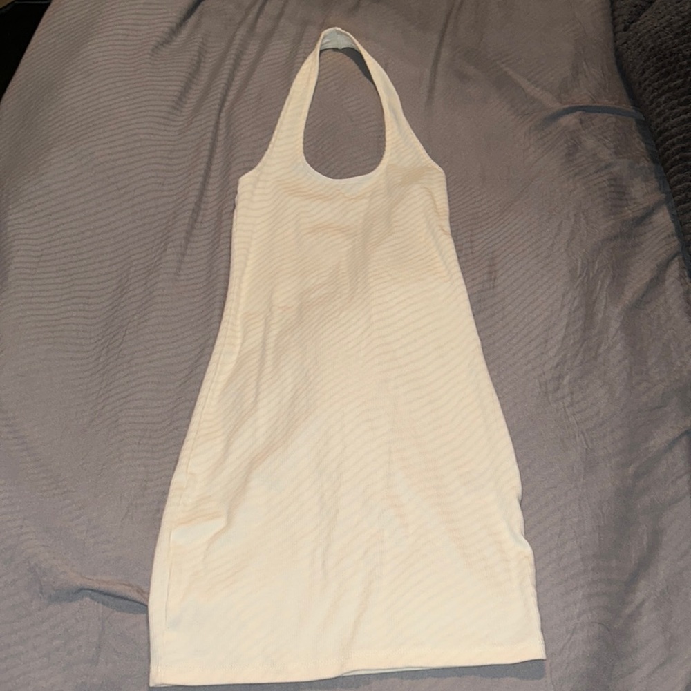 Women’s COTTON :ON Cream color halter top size XS in perfect condition NWT